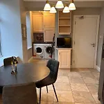 No 10 Bridge Street - Town Centre Apartment 公寓 韦斯特波特