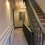 No 10 Bridge Street - Town Centre Apartment