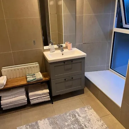 No 10 Bridge Street - Town Centre Apartman